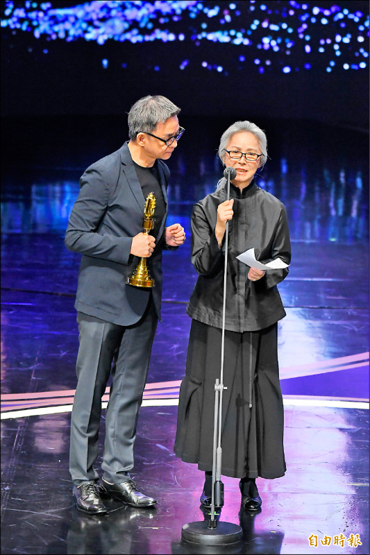 送別亡夫3年！丁強遺孀「不投靠美國兒女」　獨留台灣「76歲拒健康檢查」原因曝光