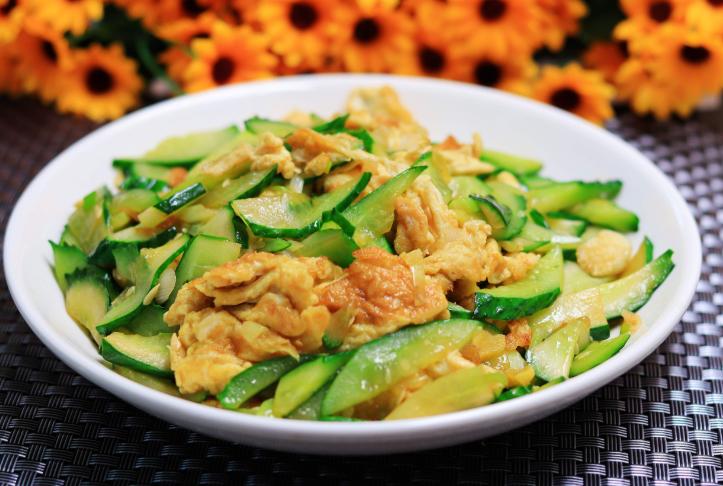 馬上停止吃這種瓜「有毒傷肝腎」！　醫氣喊「一盤上桌全家遭殃」會中毒：一堆家庭講不聽