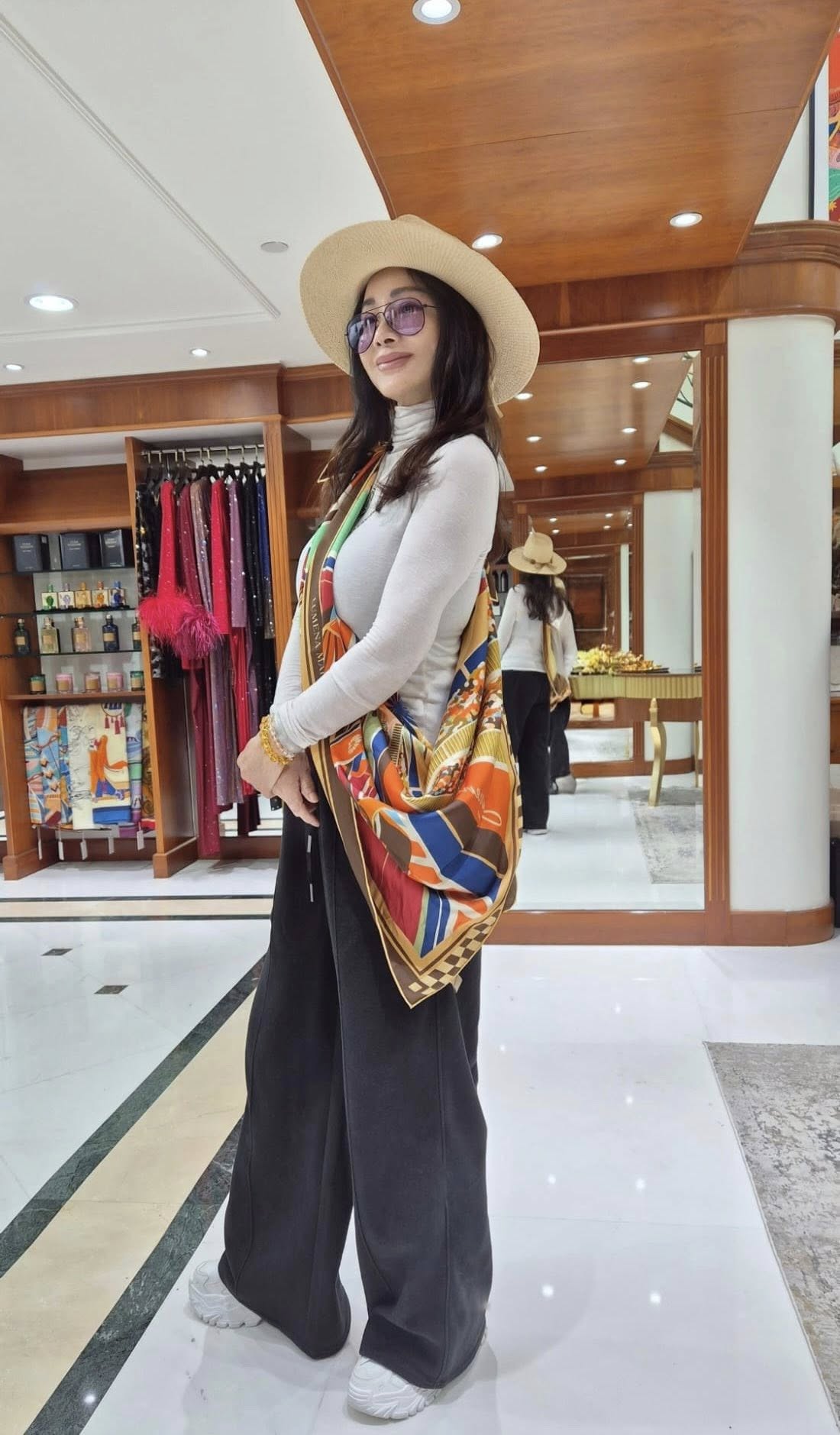 離婚恢單10年！69歲陳美鳳「自爆與舊愛聚餐」　被問求婚「她害羞3字回應」：最好的決定