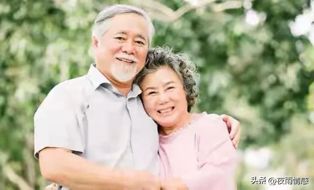 兩性關係：不管你信不信，男性過了67歲後「基本上都會有這4個狀態」！