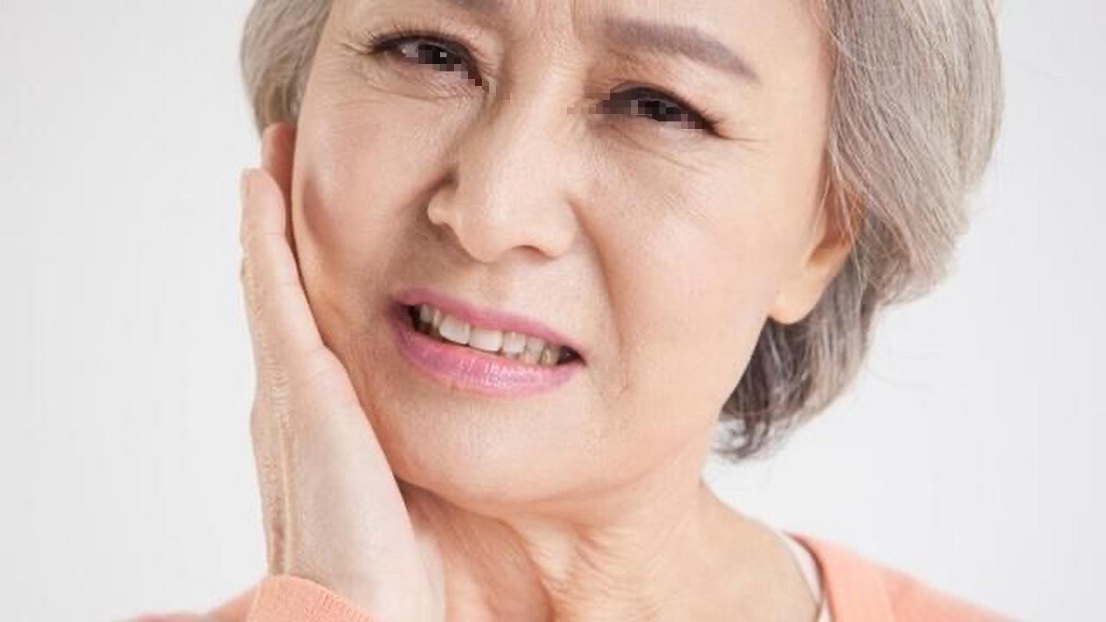 女性衰老特徵「1臭、2大、3小」！如果都沒有「恭喜妳還很年輕」