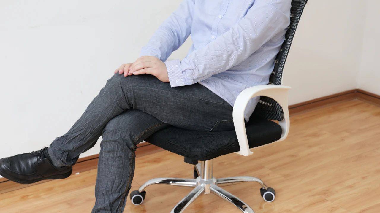 女性衰老特徵「1臭、2大、3小」！如果都沒有「恭喜妳還很年輕」