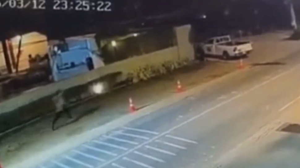 最新／32歲知名男星被發現「陳屍泰國排水溝」！　警方追查監視器「生前最後詭異身影」曝光