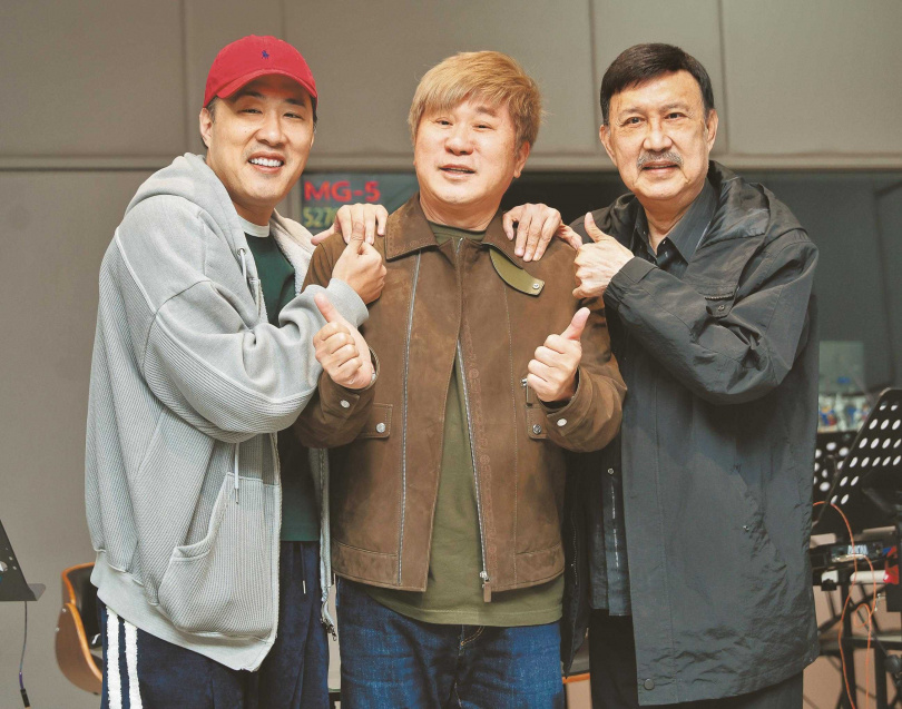 快訊/胡瓜彩排出意外!重摔下樓梯「歐弟在旁來不及救」緊急送醫