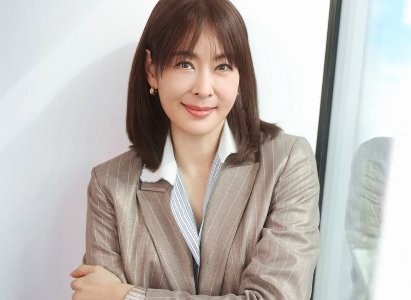 製作海報嗆「李登輝是惡魔」！賈永婕道歉了