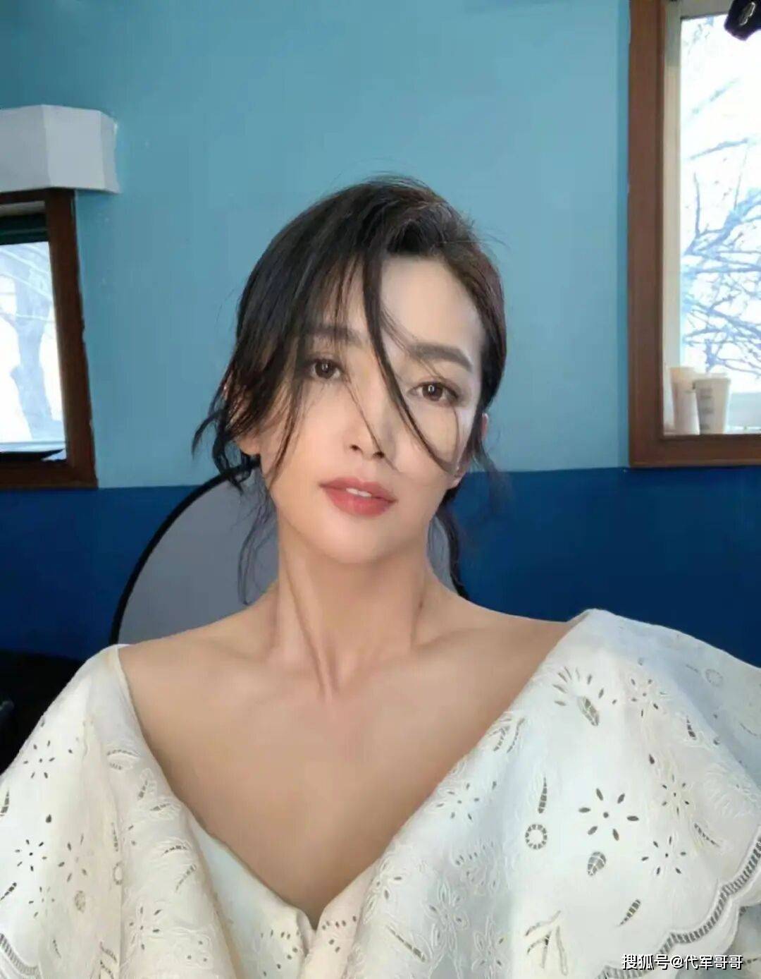 至今未婚未育！53歲影后「突PO滑雪美照」太逆齡　4段戀情全失敗「近況卻令人羨慕」