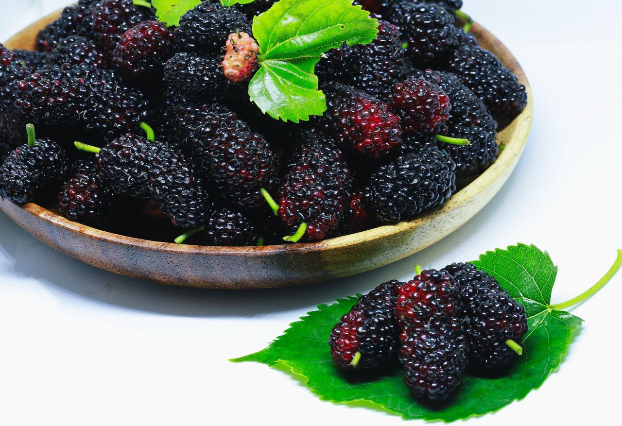 睡不好容易老!多吃「4種助眠食物」:根本天然安眠藥