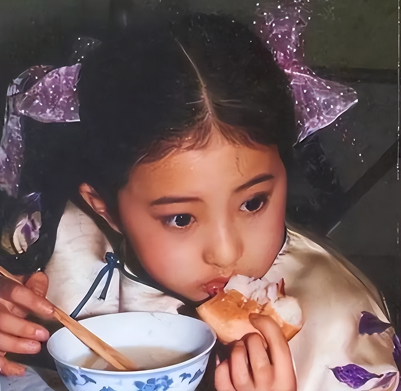 瓊瑤最愛童星！「小婉君」9歲紅遍兩岸三地　消失多年「45歲未婚未生」認：沒活成大家希望的望子