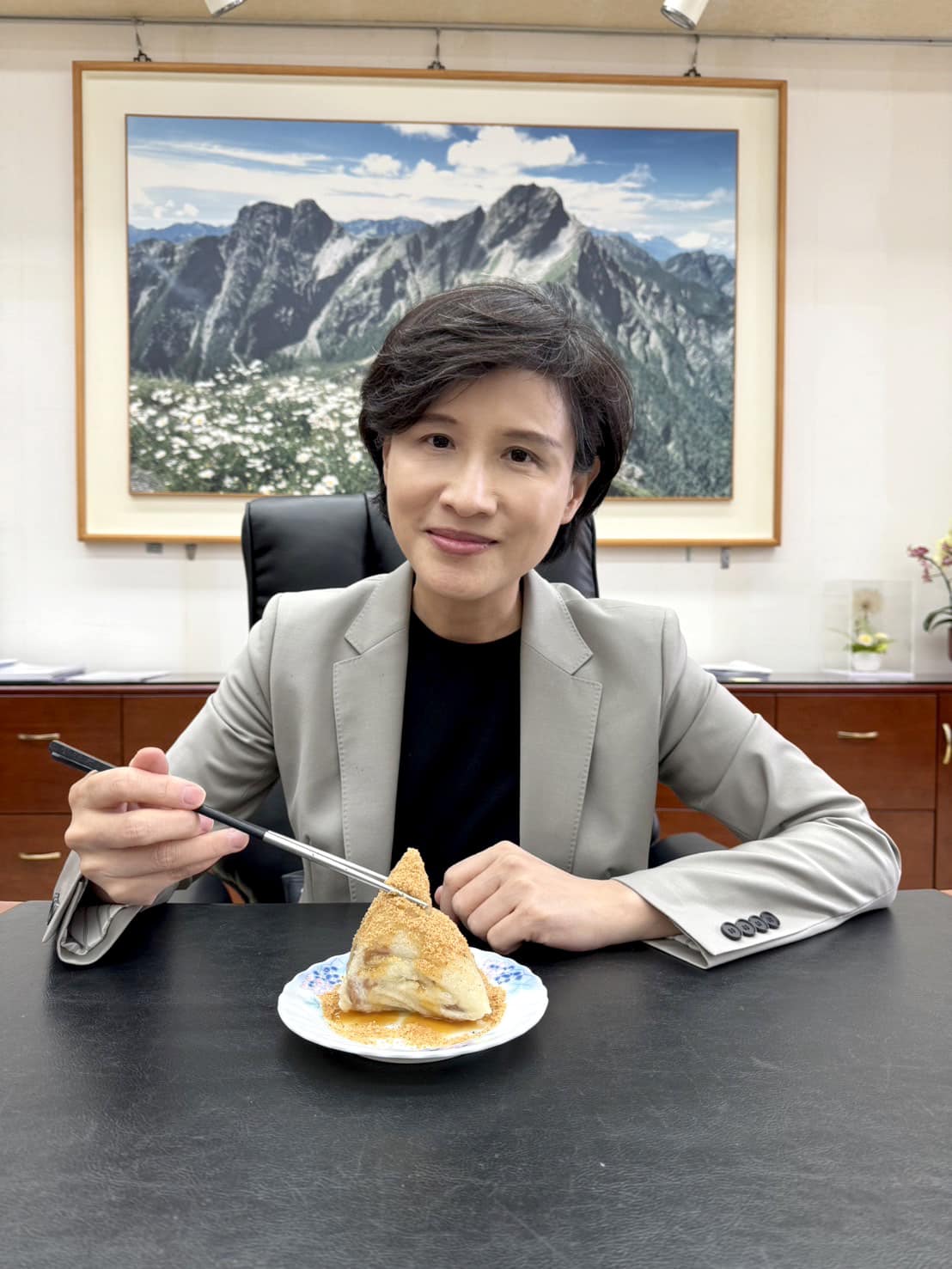 年輕女神級舊照流出！鄭麗君「41歲才遇上對的人」 老公背景驚人「夫妻身家飆12億」