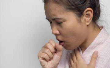 感冒好了還咳不停!「慢性咳嗽」全球18%人深受其害 醫示警「6症狀快就醫」:身體最後通牒