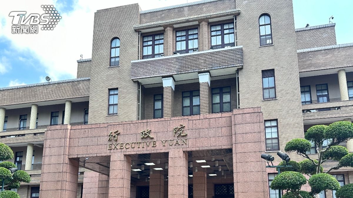 快訊／台灣沒豁免！川普突祭出「一貨品徵100%關稅」　驚見「台灣也在列」行政院緊急回應