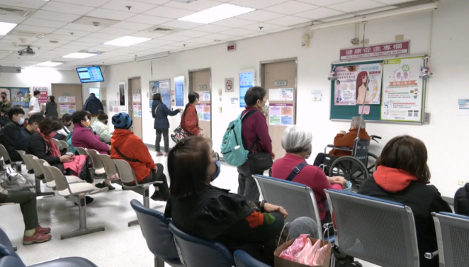 老闆嘔吐後猝逝!2員工「幾年後也出事」 醫檢查嚇「公司3人藏腦炸彈」