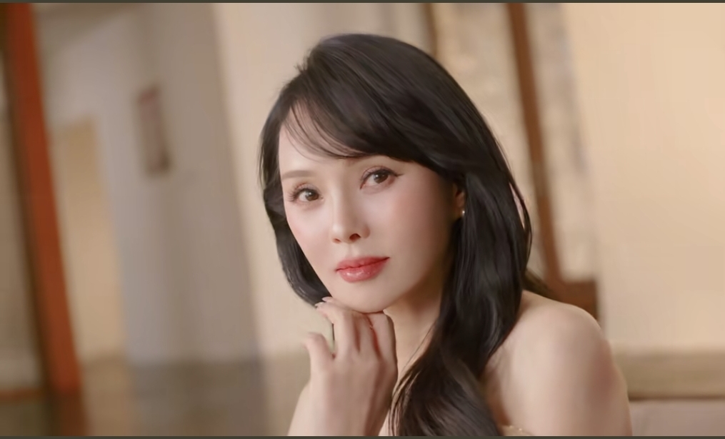 一轉眼二婚10年了!伊能靜「曝和小10歲秦昊再婚關鍵」全因兒子一句話❤️