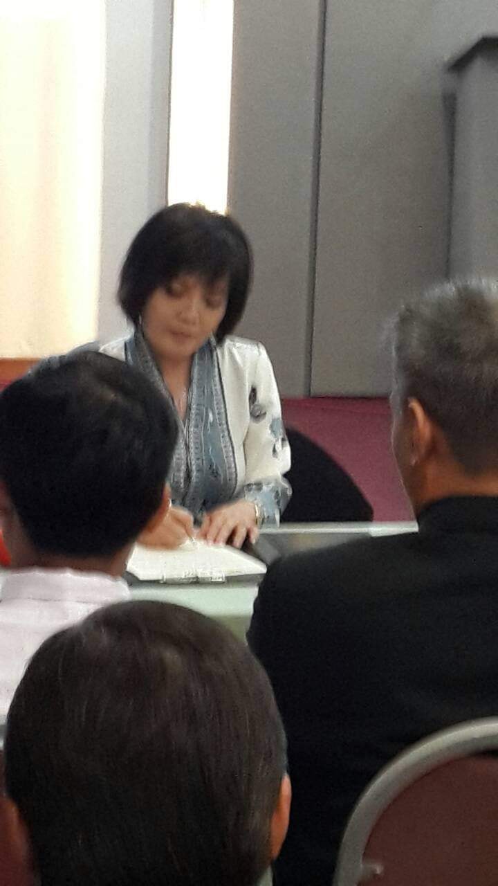 當年比鳳飛飛還紅！台灣「炫風歌后」嫁國外淡出　67歲「轉行新身分超狂」當地人讚：很敬重她