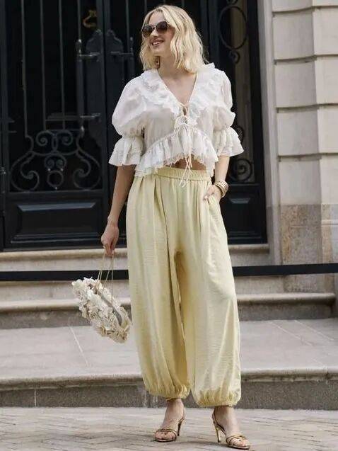 牛仔寬褲失寵了?2026年春夏「最時髦3件褲」 舒適又時尚「穿上瞬間年輕好幾歲」