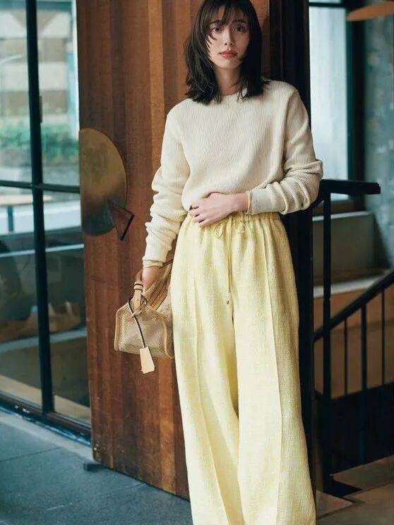 牛仔寬褲失寵了?2026年春夏「最時髦3件褲」 舒適又時尚「穿上瞬間年輕好幾歲」