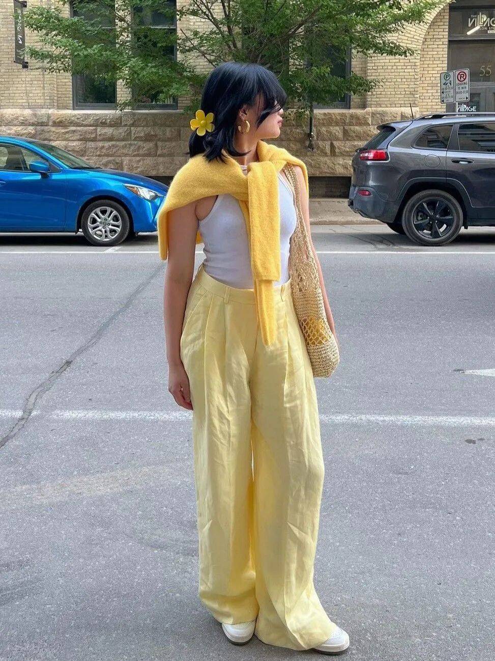 牛仔寬褲失寵了?2026年春夏「最時髦3件褲」 舒適又時尚「穿上瞬間年輕好幾歲」