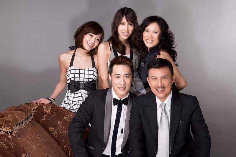 余苑綺43歲冥誕!余天赴墓園崩潰「不曾被祂托夢過」 李亞萍「塔位前一舉動」網友全看哭:
