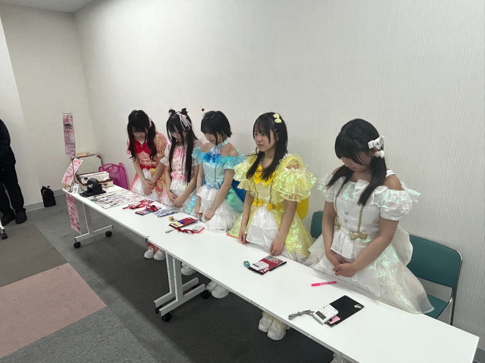 偶像女團見面會「竟0人到場」！尷尬現場曝光「事後無奈發聲了」