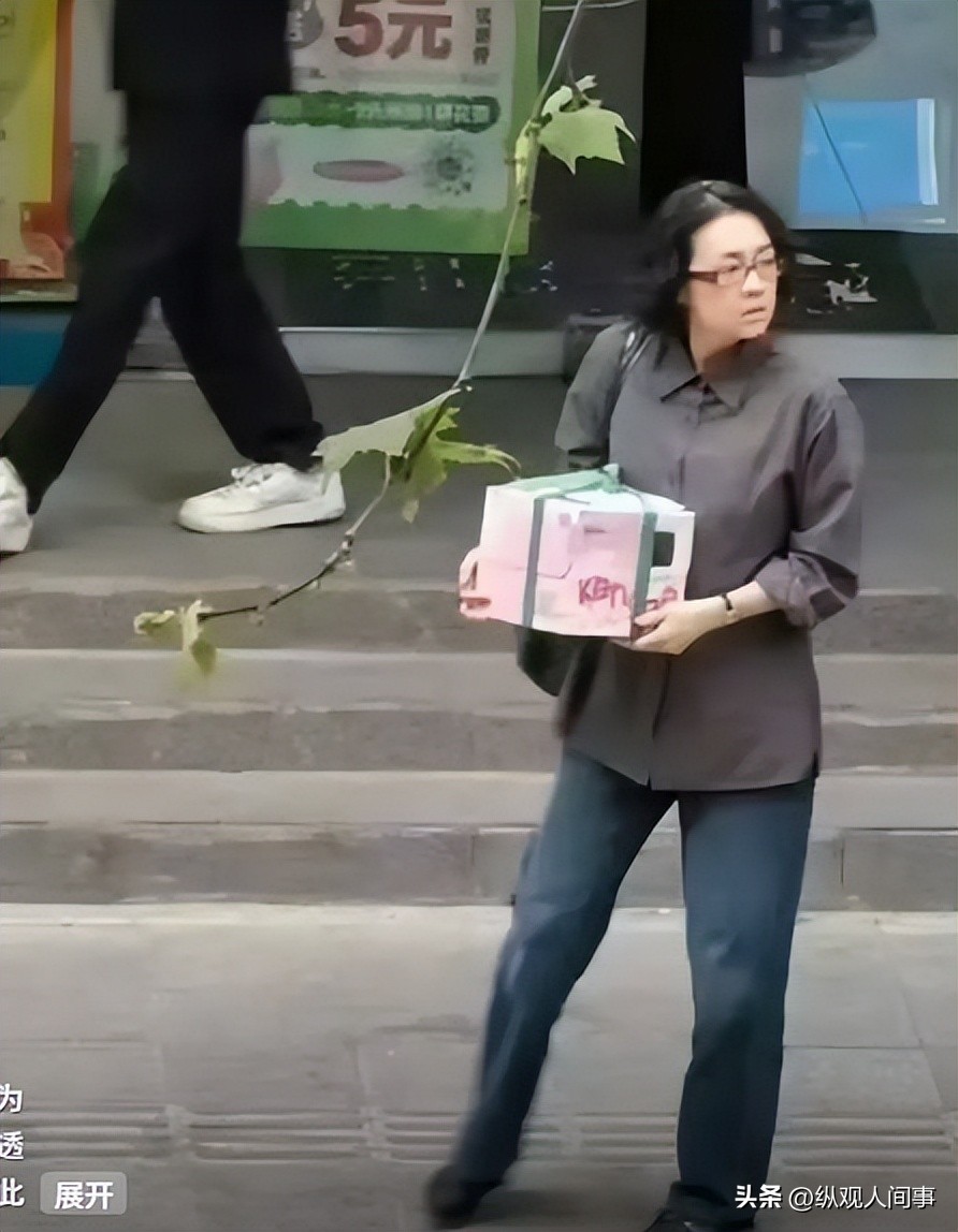 差點認不出!47歲資深影后「近照斷崖式衰老」 神情疲憊「過往亮麗狀態不再」網嘆像大媽