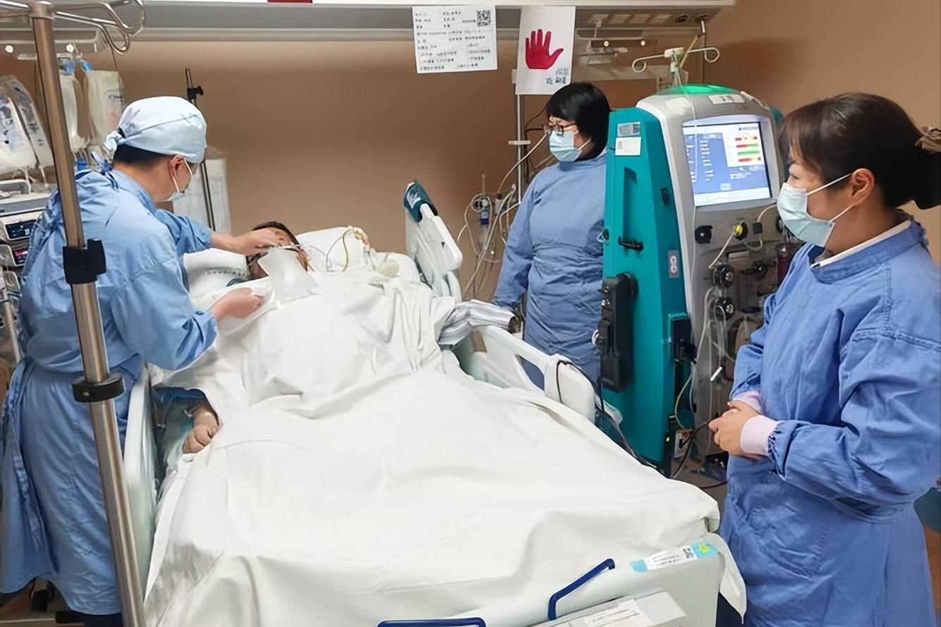 一周至少10次!52歲司機「確診腎衰竭」妻子崩潰:來不及了...
