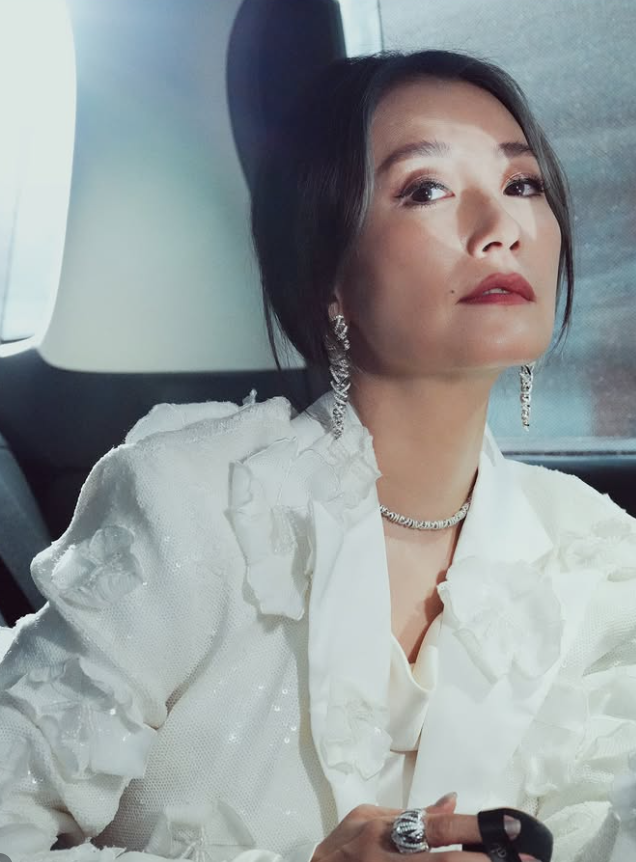 曾拒絕謝霆鋒追求！清純女星「當紅轉身嫁豪門」　公公是議員「49歲活出女人榜樣」驚人近況曝