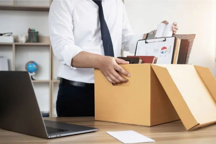 快訊/企業巨頭「震撼宣布大裁員」!員工怒轟:完全沒半句感謝