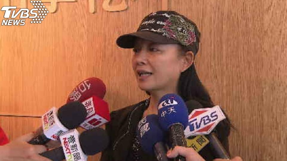 明明是姊妹!狄鶯親姊「卻養出博士兒」年收驚人 當年未婚生子「兒1句話讓她痛哭」