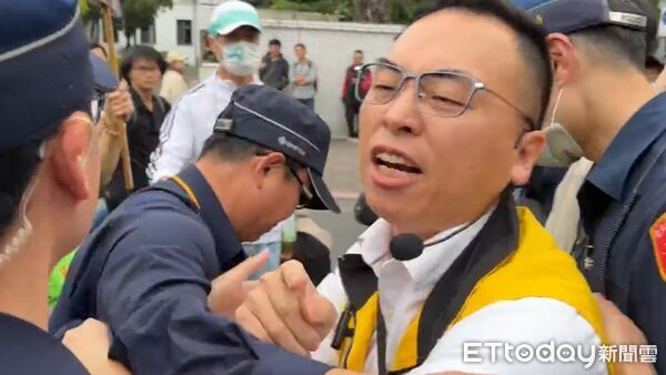 快訊/選情震撼彈!他突換區「宣布投入北市選戰」