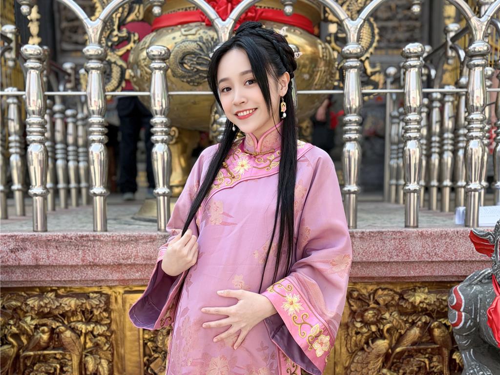 甜嫁大16歲八點檔男星!《戲說》女星驚喜「曬超音波照」懷孕了