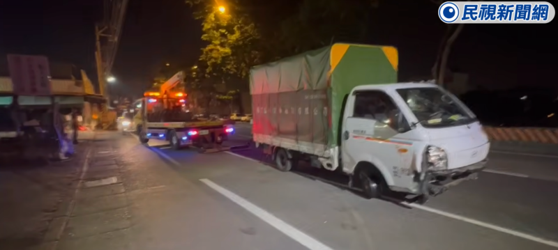 快訊/彰化一家3口「深夜家門口聊天」竟遇死亡車禍! 大貨車猛烈撞上「抓到駕駛一看」警震怒