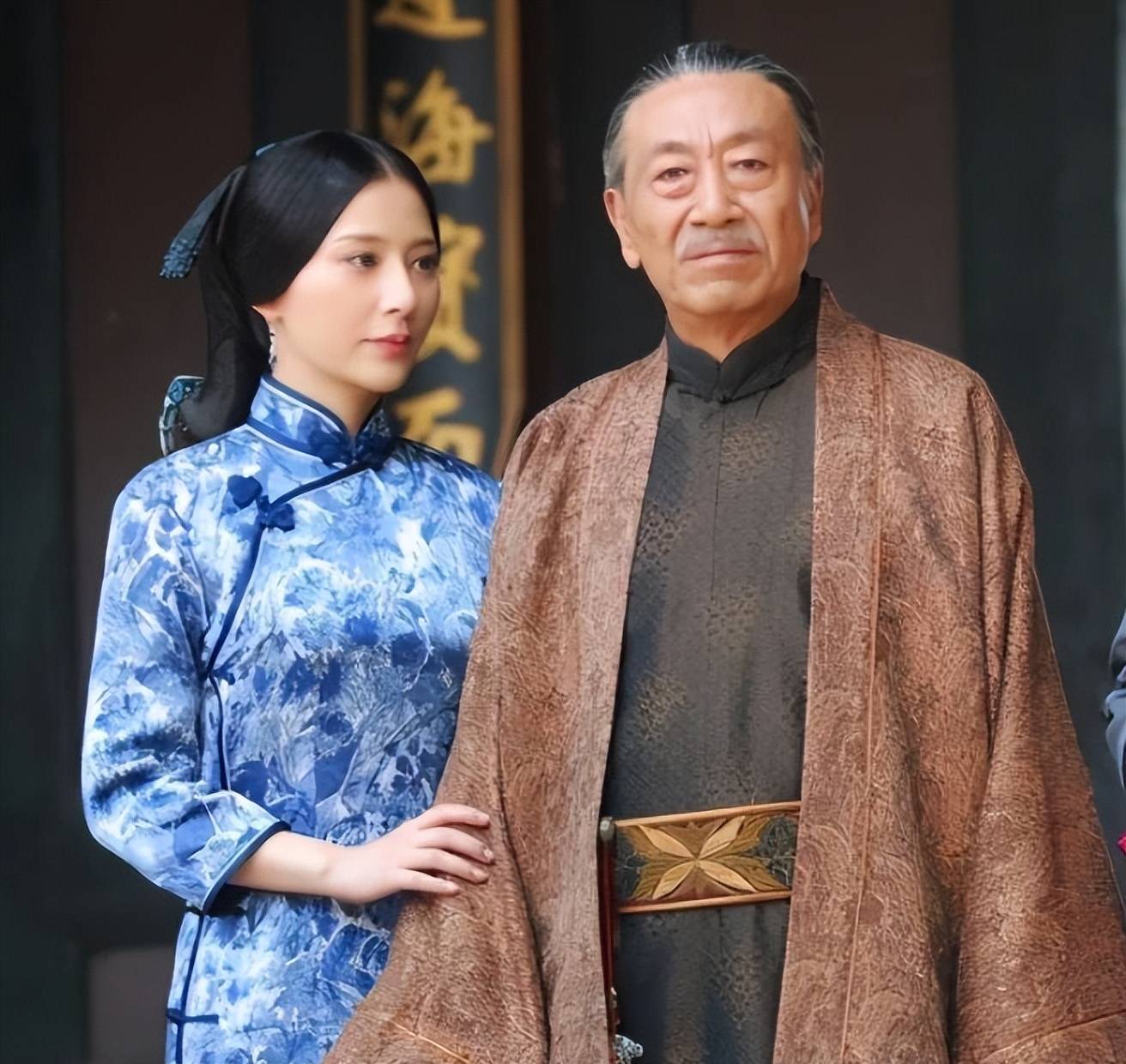 比父母還老！她堅持「嫁大37歲老戲骨」　遭各界反對「11年婚姻現況曝光」網傻眼了