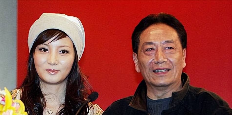 比父母還老！她堅持「嫁大37歲老戲骨」　遭各界反對「11年婚姻現況曝光」網傻眼了
