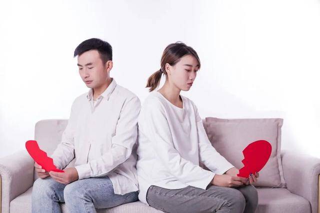 長期「沒有為愛鼓掌」的夫妻，會發生什麼事？　婚姻專家解答了「這一種很危險」