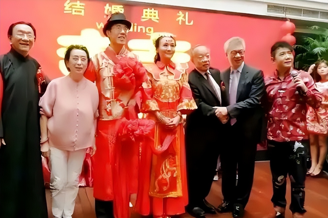 放棄國籍遠嫁美國!知名女主播「遭虐慘淪人乾」 被問離婚「她激動回一句」讓無數人搖頭...