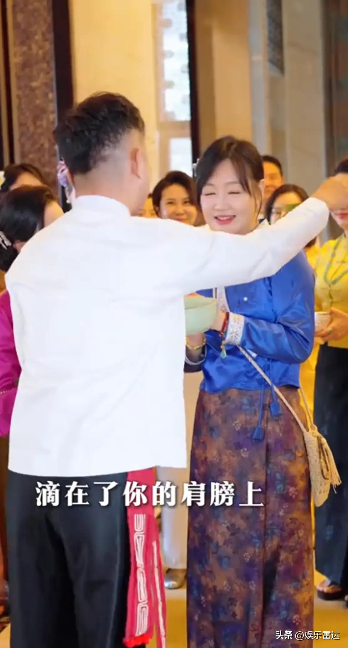 47歲未婚未生!凍齡女神被目擊「發福腫一大圈」 大肚如懷孕「網嚇壞認不出」