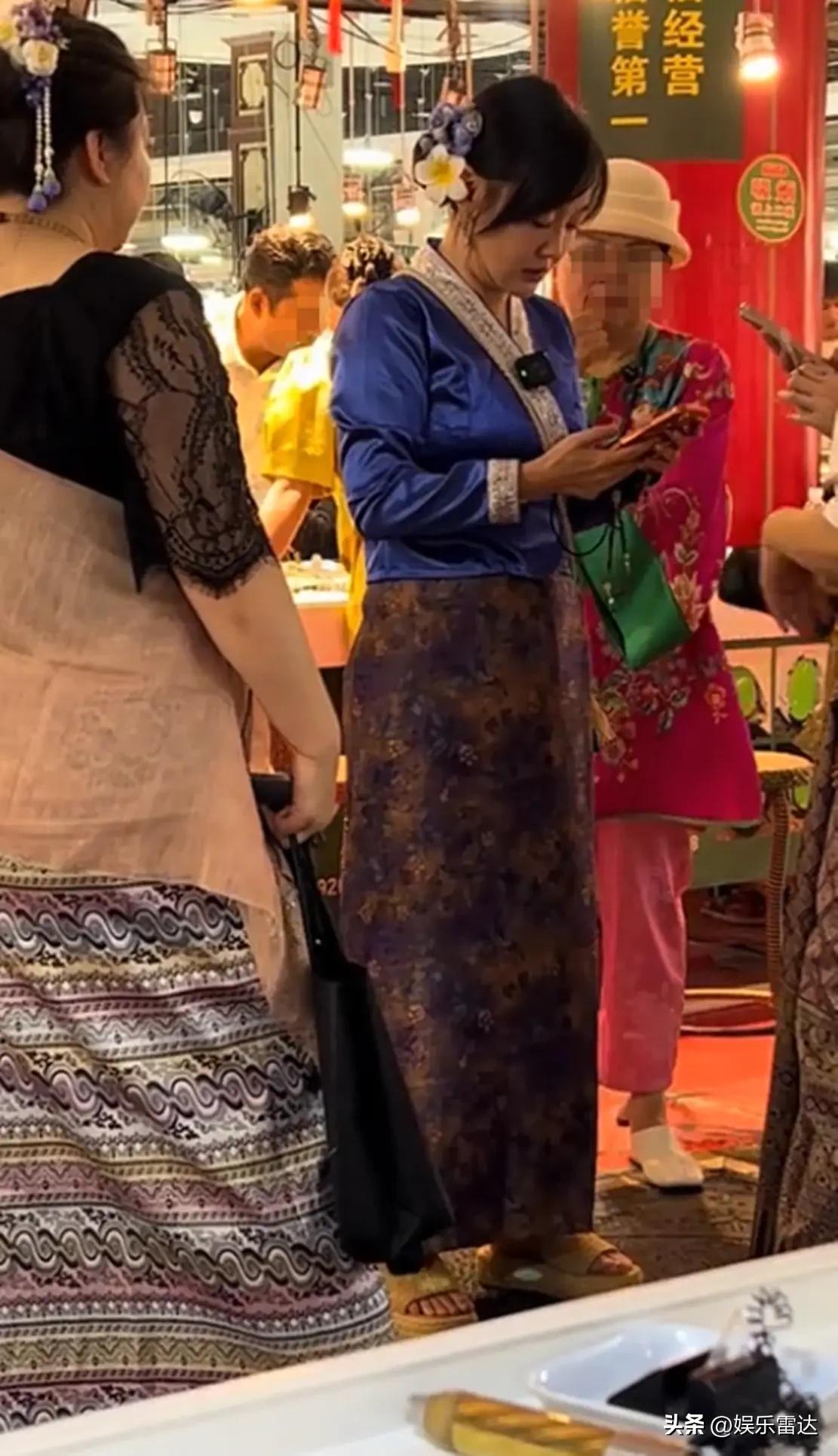 47歲未婚未生!凍齡女神被目擊「發福腫一大圈」 大肚如懷孕「網嚇壞認不出」