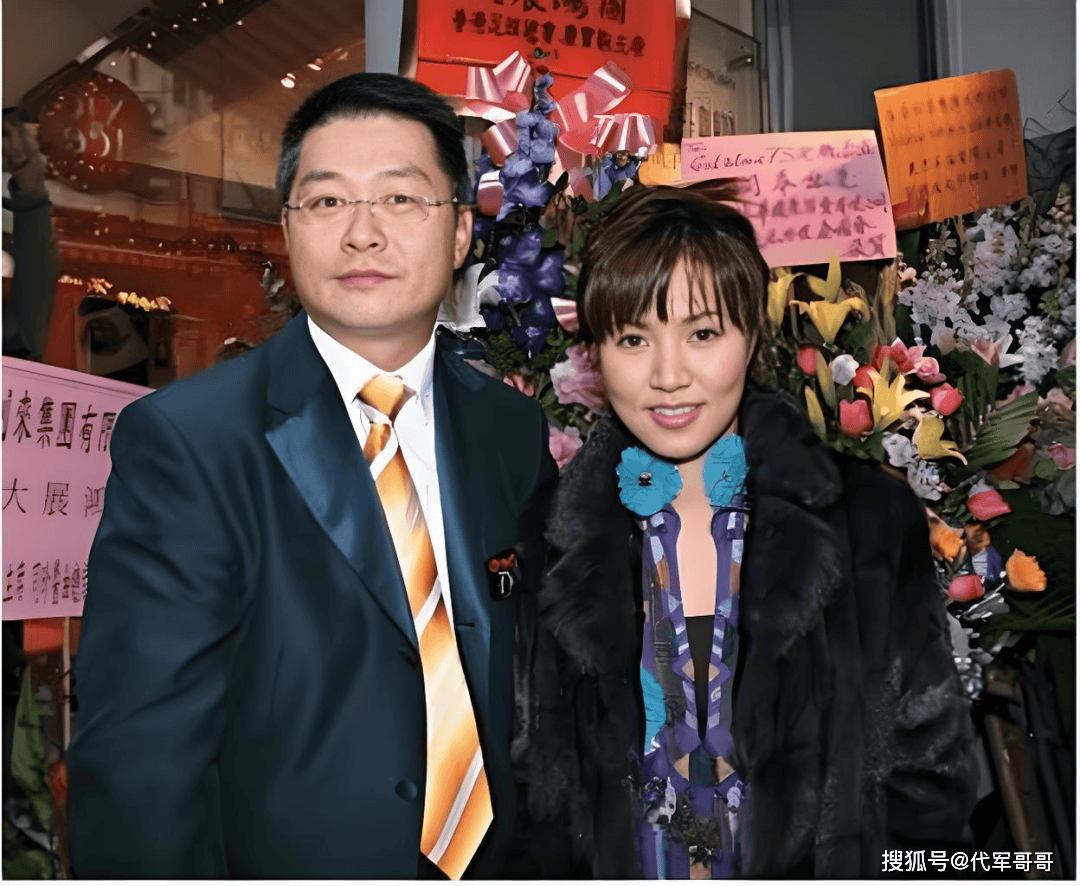 當紅時嫁入豪門!53歲歌后生兒女「成為人生勝利組」 結婚11年「無預警開撕前夫」離婚原因曝光