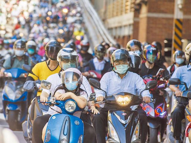 機車族領錢了！符合資格「最高領2300元補助」別忘了申請