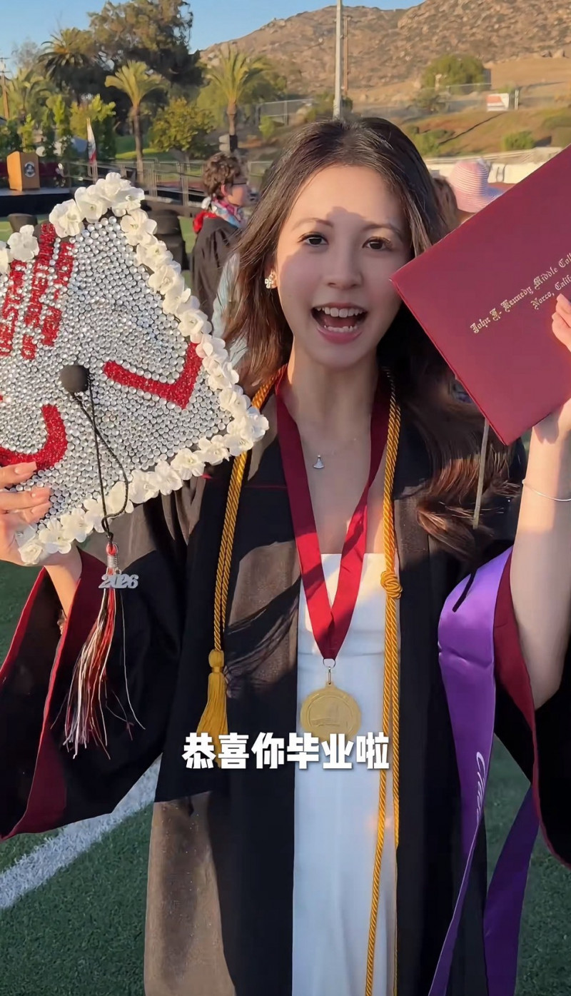 超正星二代「錄取美國名校」！超狂「全A奪3副學士」母驕傲：隔代遺傳