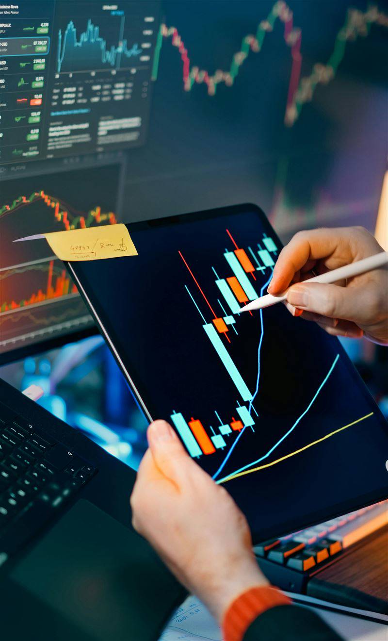 專家盤點「全球7大最強ETF」！點名「這支台灣之光」：報酬率飆破7成