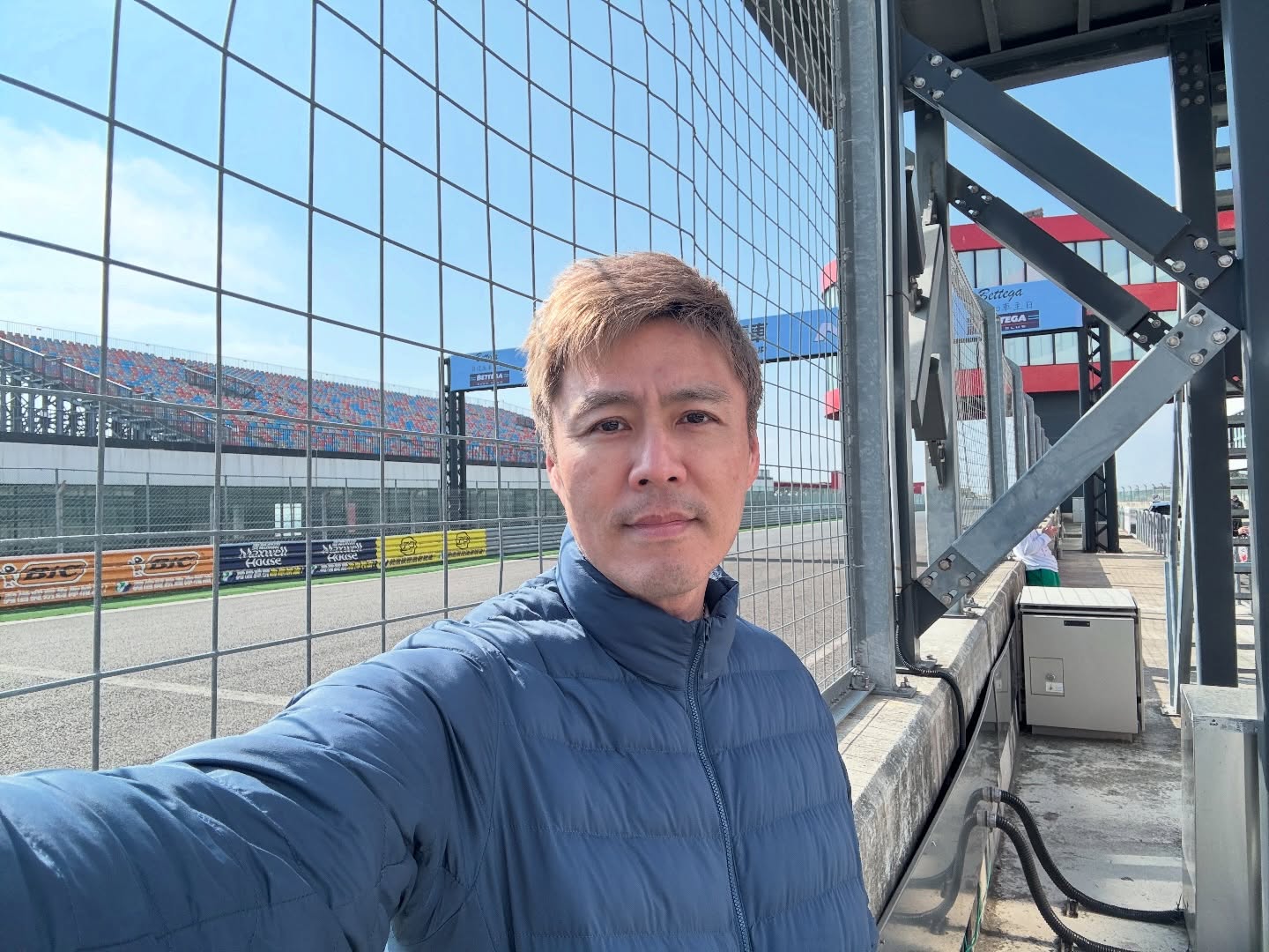 坦言賣房良心過不去！劉至翰「告別房仲業」　51歲再轉行「公開超狂新身分」：不是玩玩而已
