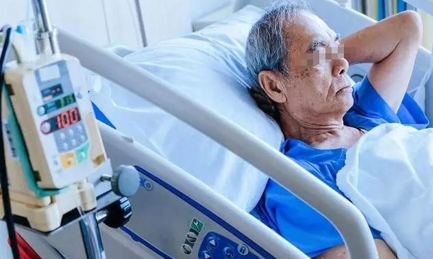 女人停經後！該繼續過「夫妻生活」嗎？　醫生解答「5大影響」很多人都弄錯