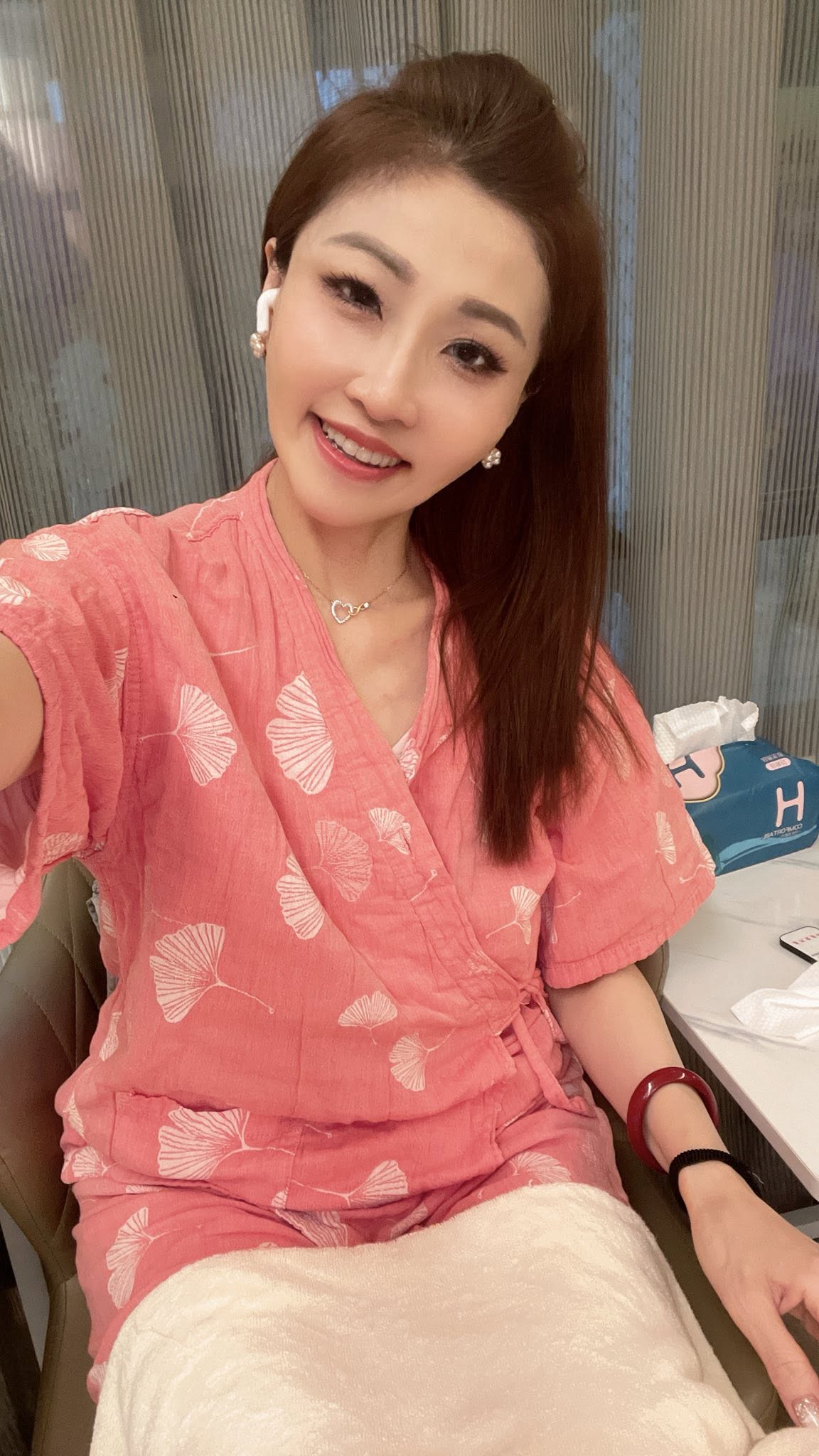 長出9.4公分巨瘤!51歲台灣女星「緊急手術搶命」