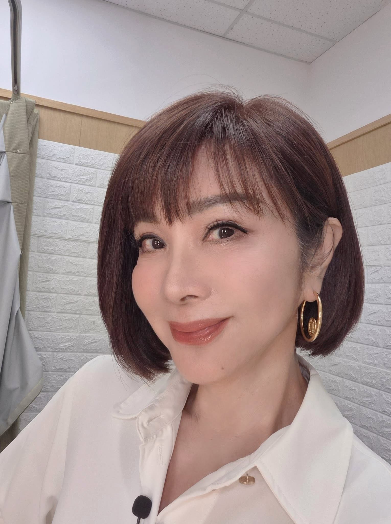燦笑慶70歲生日!陳美鳳曬出「神秘人環抱親密照」告白:謝謝一路陪伴❤️