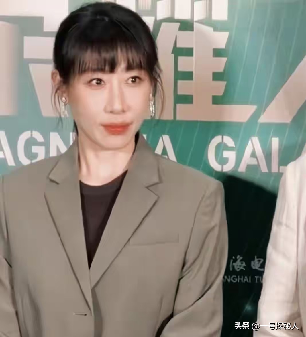 因外遇醜聞淡出！45歲女星被目擊「剃光頭形象全毀」　「竟與化療有關」網拍手叫好...