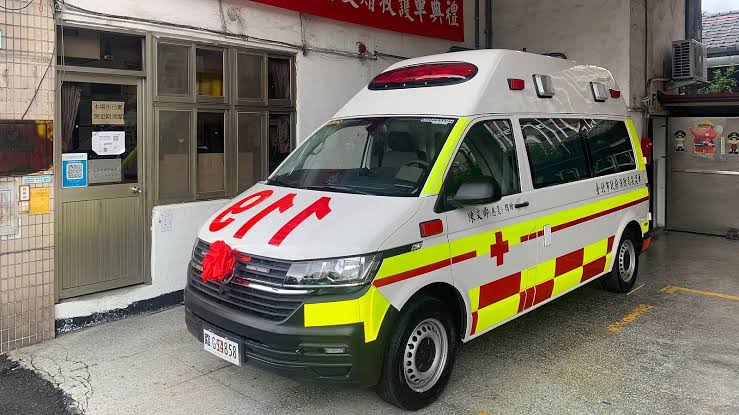 快訊／新北女回家「爸媽臉發黑倒床上」！緊急送醫「1死1傷」