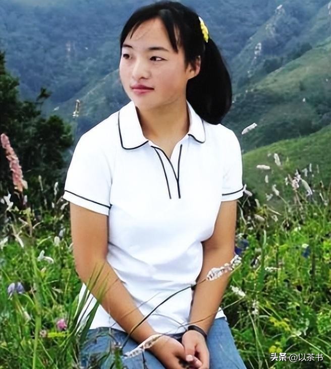 靠張藝謀爆紅!初代謀女郎「在夏威夷被目擊」 才40歲「胖到認不出」無數人卻拍手叫好