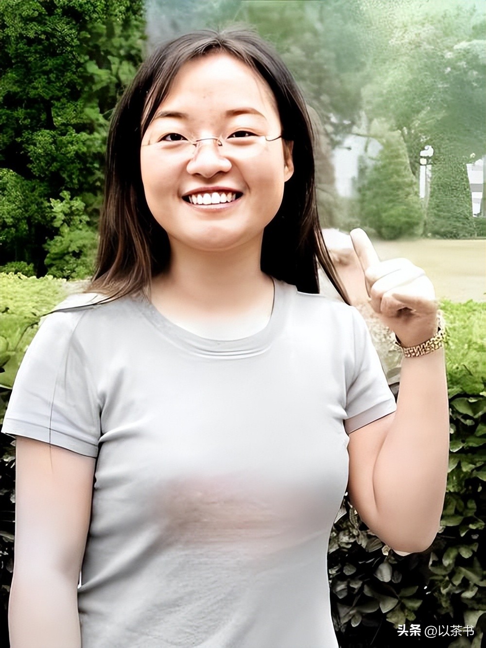靠張藝謀爆紅!初代謀女郎「在夏威夷被目擊」 才40歲「胖到認不出」無數人卻拍手叫好