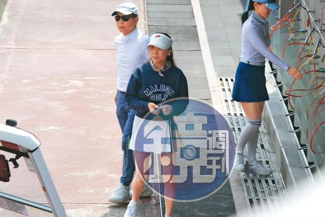 郭台銘爆「外遇36E女球友」！命理師鐵口預言「還有很多」：這2字藏玄機